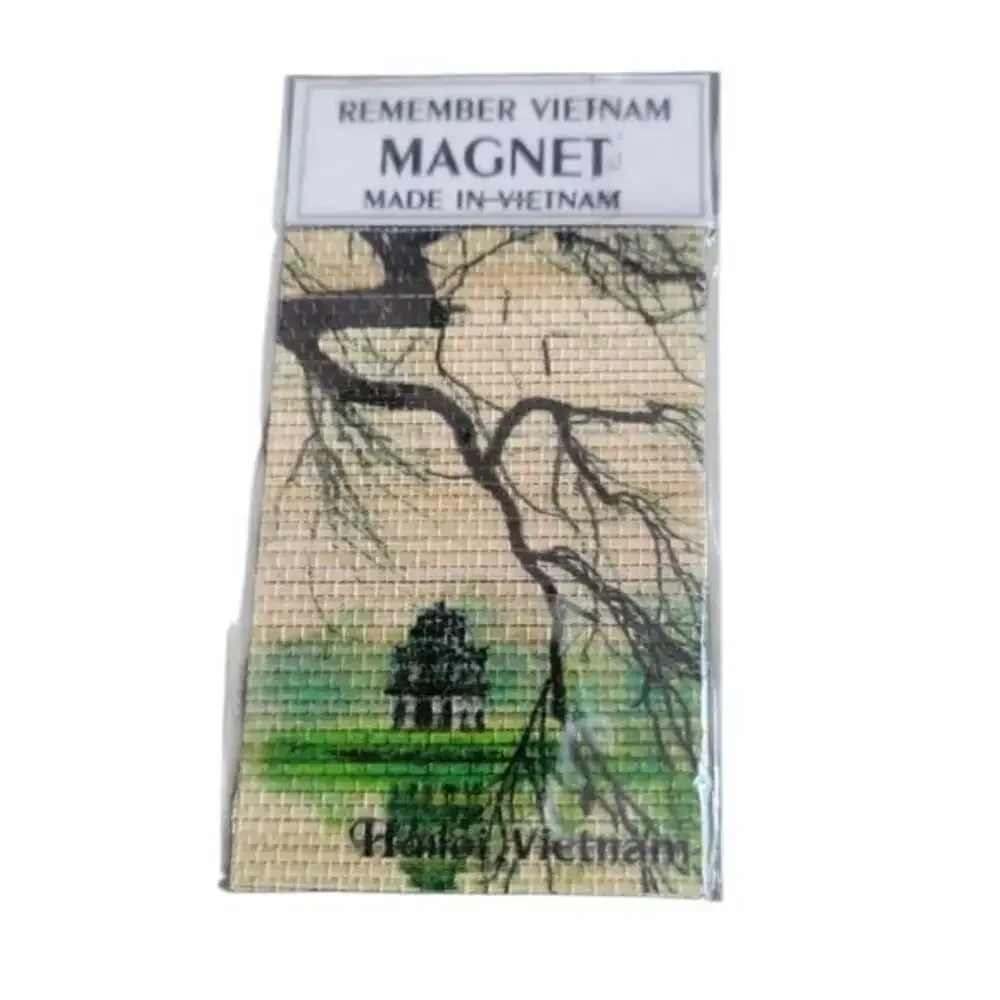 Green and Black Vietnam Decor Magnet